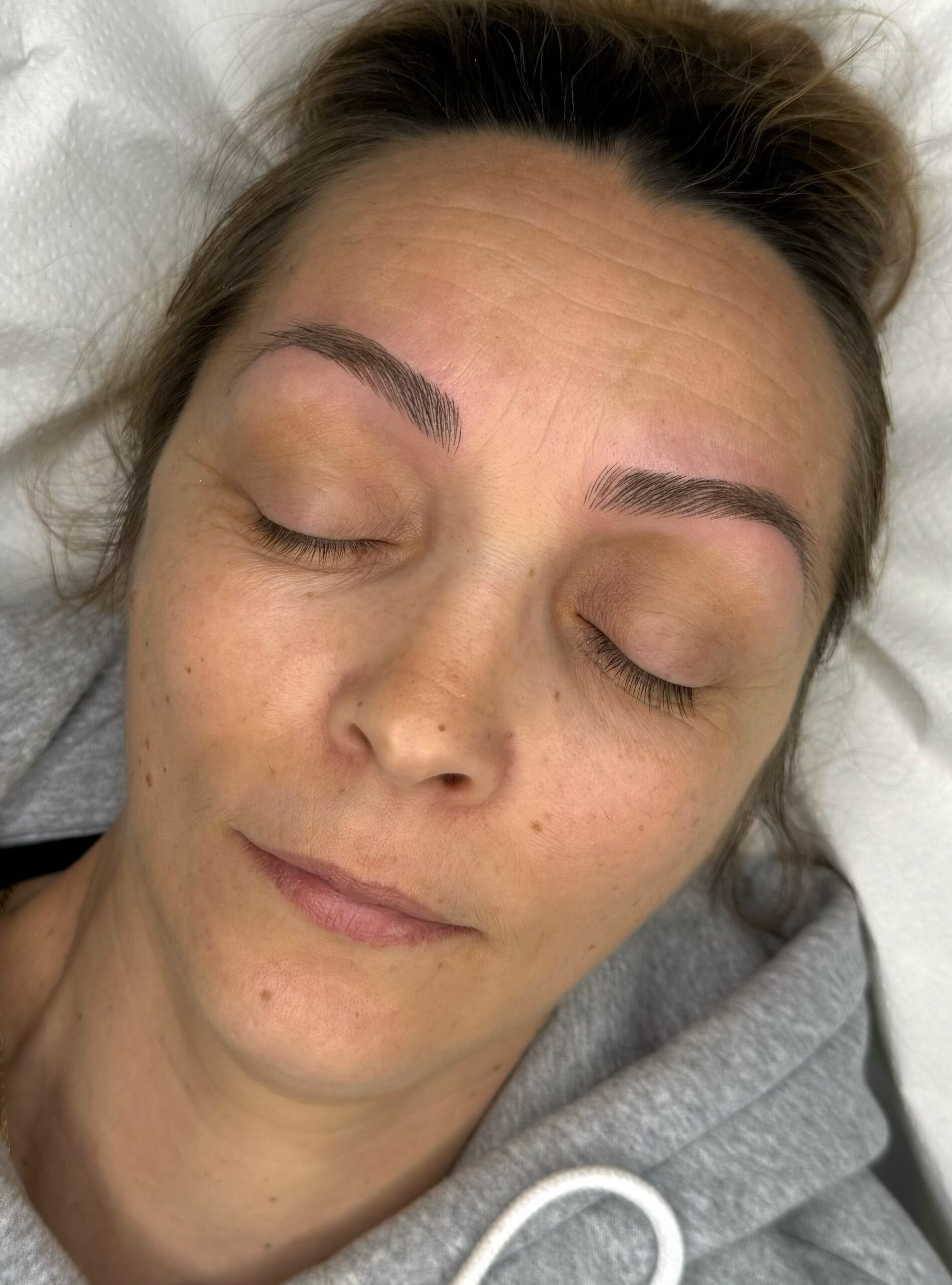 Microblading hair-stroke detail